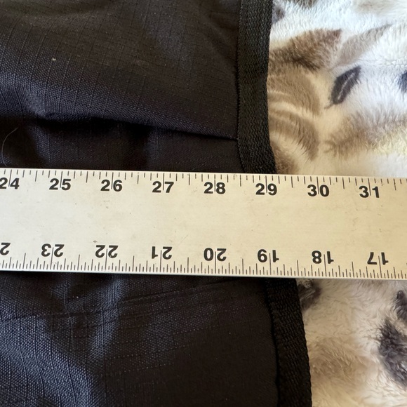 Showman dog coat - 29.5” (large/x-large) - Picture 3 of 9